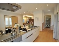 オリジナルブランドのアイテムやアイデアに触れ、これからの暮らしをリアルにイメージしてみよう!