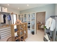 オリジナルブランドのアイテムやアイデアに触れ、これからの暮らしをリアルにイメージしてみよう!