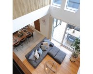 外と内をつなげるリビングテラス