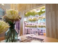 インテリアの一部となる家庭菜園で、食料の「家産家消」を目指す