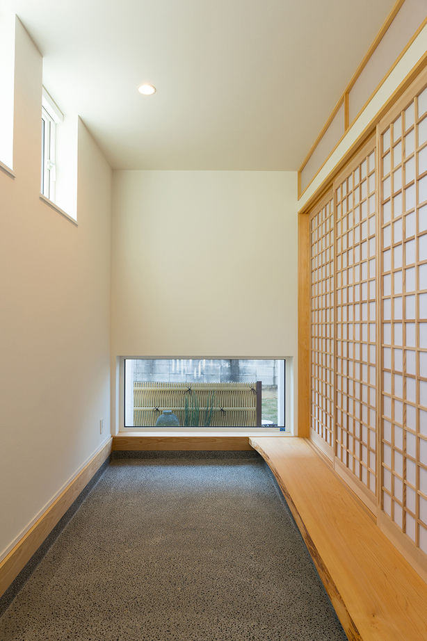 壁,窓,坪庭
