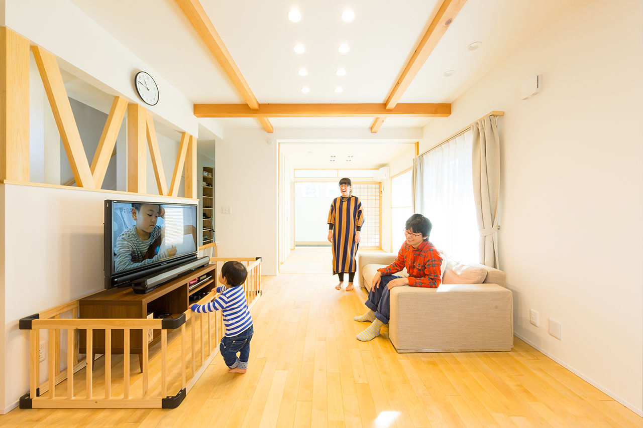 キッチン,リビング,畳,階段,ダイニング,壁,床