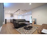母子手当や住宅手当を活用した住宅ローンのご案内ができます。お家づくりをいちからご相談ください
