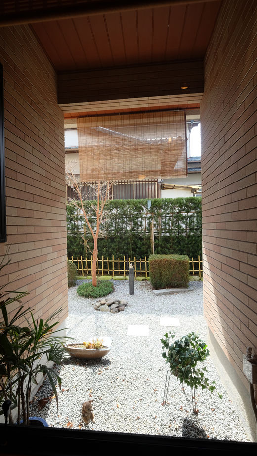 玄関,坪庭