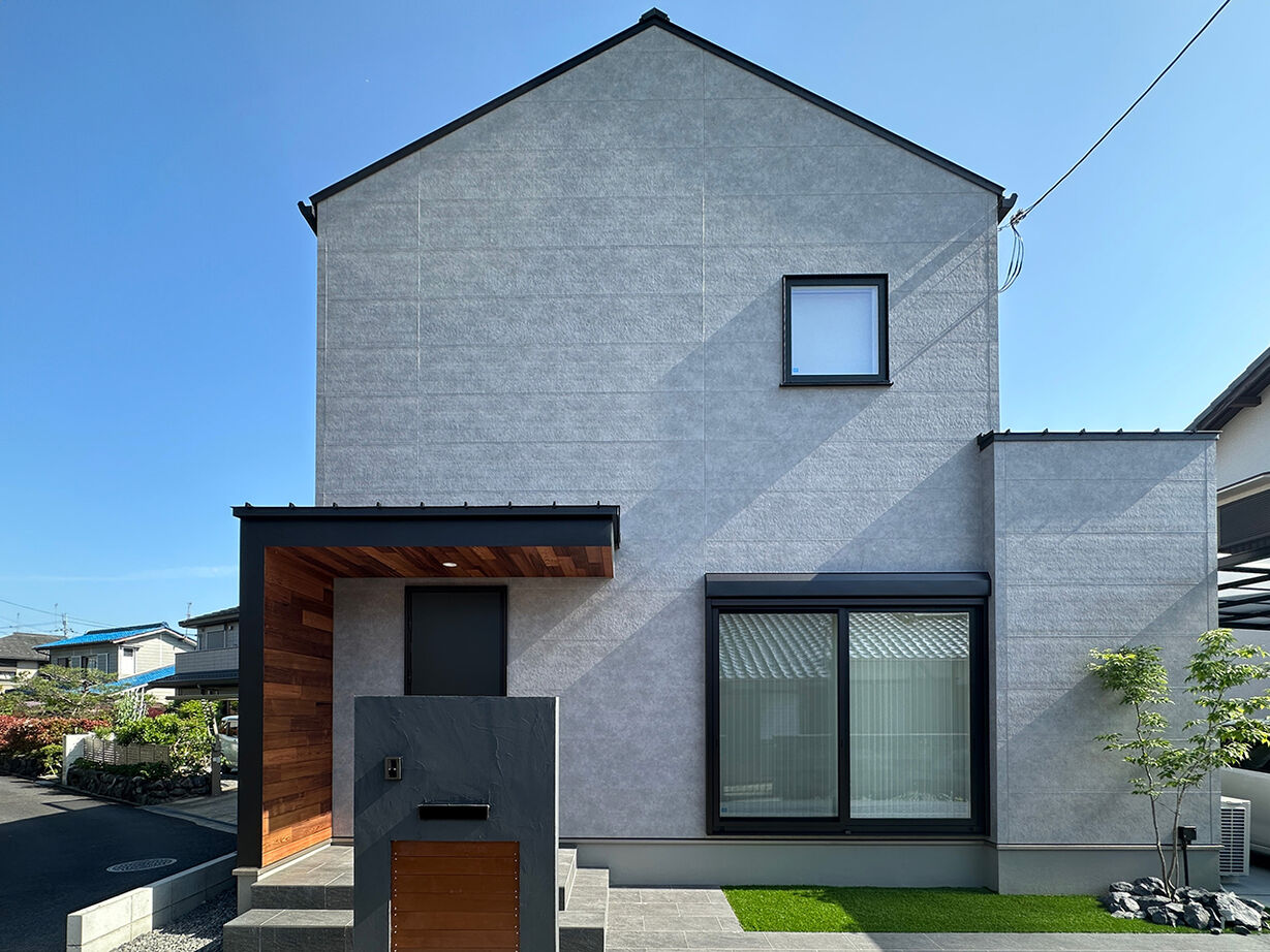 【滋賀/2000万円台/30坪台/2階建て/回遊動線】天然木と暮らす、ぬくもり設計の住まい