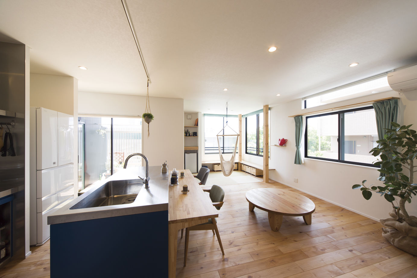 【岡崎市】大切な土地なのに３方に建物が迫り日陰がち そんな難題でも土地観察と発想で見事解決！