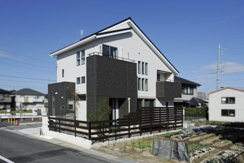 【知立市】「仕切らずゾーン分けしたい」 そんな要望を高低差で解決